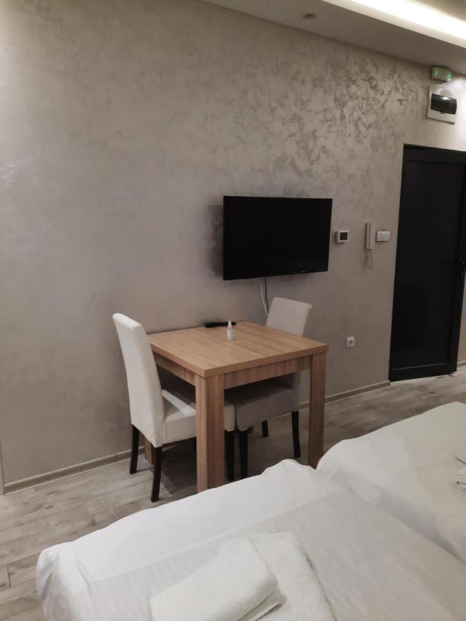 Dubai Apartmani Novi Pazar Eksteriør bilde