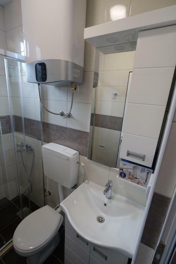 Dubai Apartmani Novi Pazar Eksteriør bilde