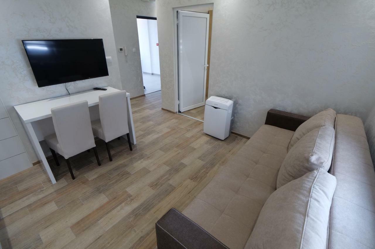 Dubai Apartmani Novi Pazar Eksteriør bilde