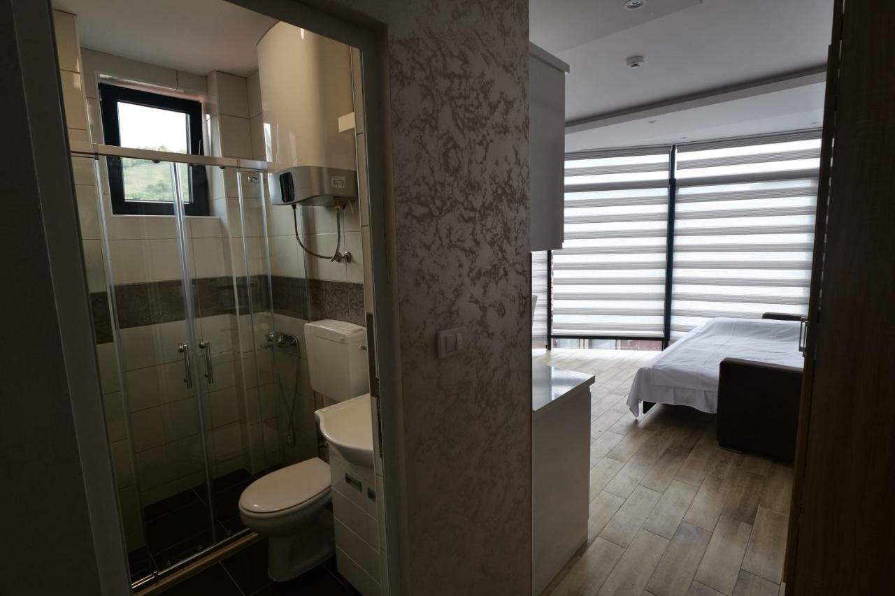 Dubai Apartmani Novi Pazar Eksteriør bilde
